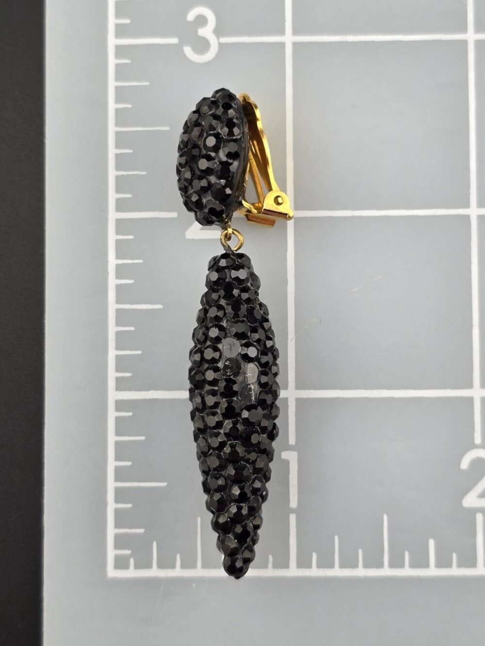 Vintage Richard Kerr Black Pave Rhinestone Drop Clip-On Earrings Statement READ - Picture 8 of 8